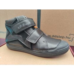 D.D. Step bőr cipő 31,32,33,35-s méretben